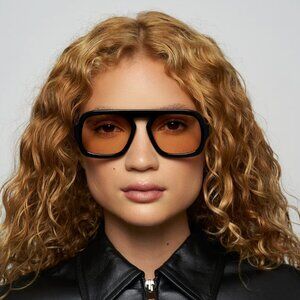 NIB Elisa Johnson Jane Sunglasses Aviator in Gloss Black